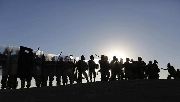 Battle for Kobane: Turkey fires tear gas at activists trying to enter Syria (VIDEO)