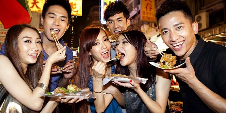 4-jenis-makanan-enak-yang-dapat-kamu-temukan-di-asiatique-thailand