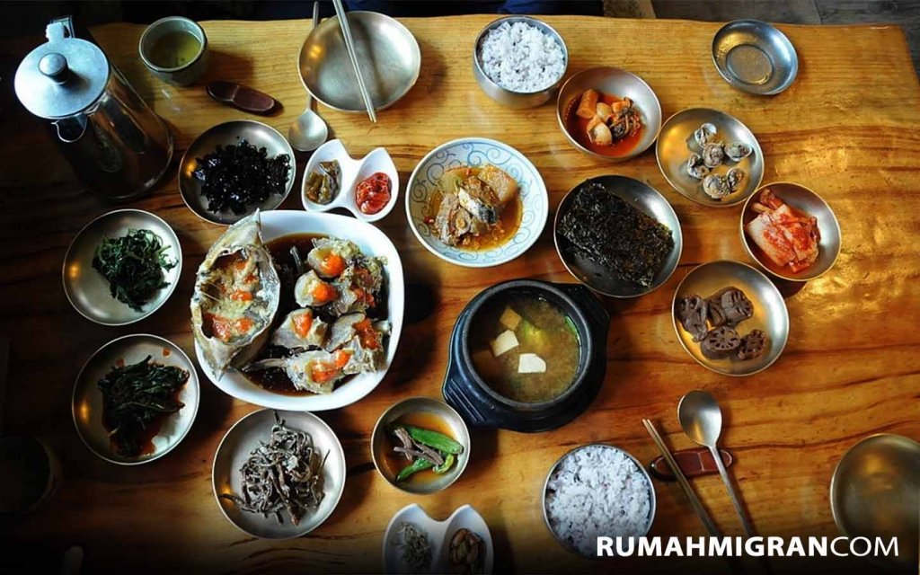 Dapat Gratis Makan Tiap Hari, PMI Korea Ini Pamer Menu Makanan Yang Disantapnya