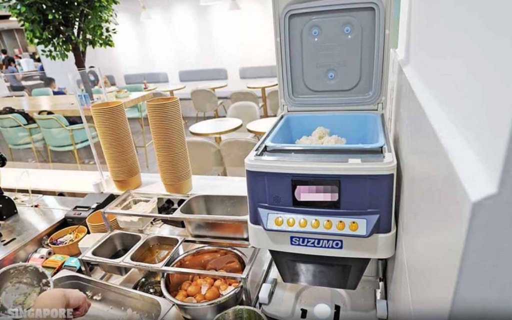 Gokil Banget! Restoran Ini Memakai Robot Untuk Jadi Juru Masak Di Dapurnya