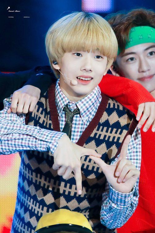 Intip 14 Ide OOTD Ala Boyband Korea NCT Dream, Cocok Buat Anak SMP & SMA Masa Kini