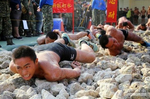 7 Latihan Militer Paling Gila di Dunia