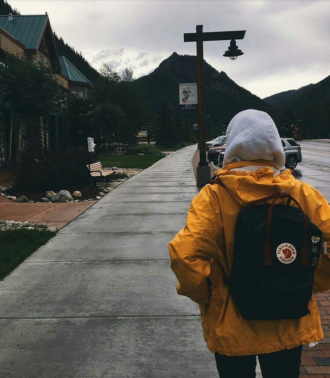 Bukan Bali, Tempat-Tempat Inilah yang Jadi Destinasi Traveling Favorit Millenials