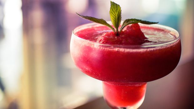 AYO MEN! KITA INTIP LEBIH DALAM MINUMAN COCKTAIL DAN JENISNYA