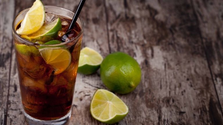 AYO MEN! KITA INTIP LEBIH DALAM MINUMAN COCKTAIL DAN JENISNYA