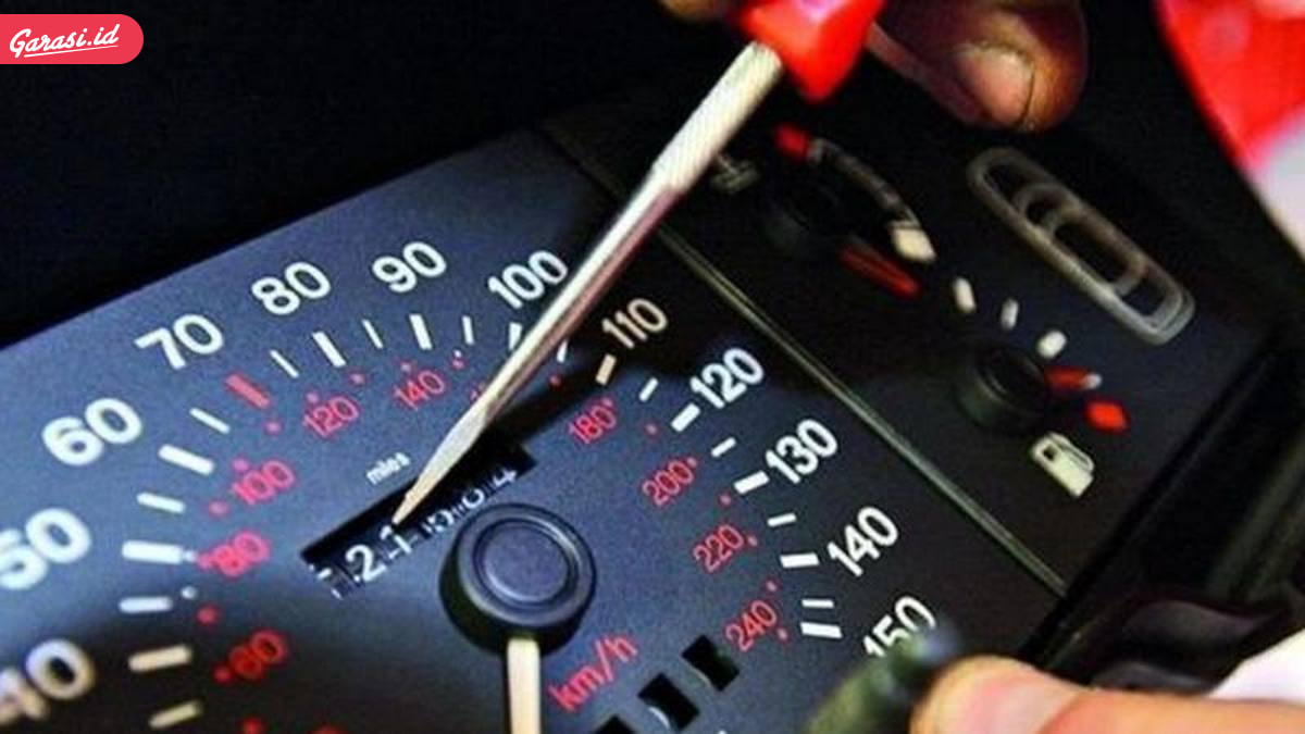 Hati-Hati Tertipu, Begini Cara Cek Keaslian Odometer Mobil Bekas