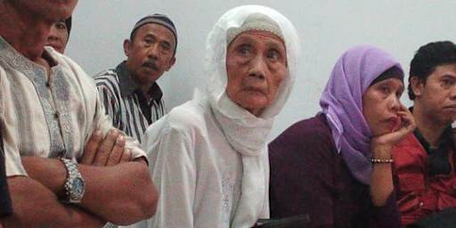 &#91;KEJAMNYA ANAK SEKARANG&#93; Seorang Ibu Digugat anak Rp 1 M