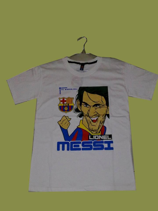 Kaos Karikartur Bola Unik