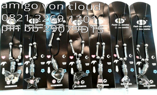 (WTS) Kalung unik "BISA NYALA" cocok untuk Celebrate, Christmast, & New Year
