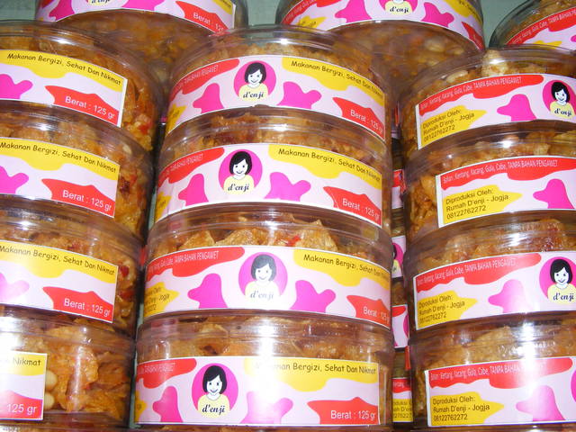 kering kentang d'enji hanya 8000/toples