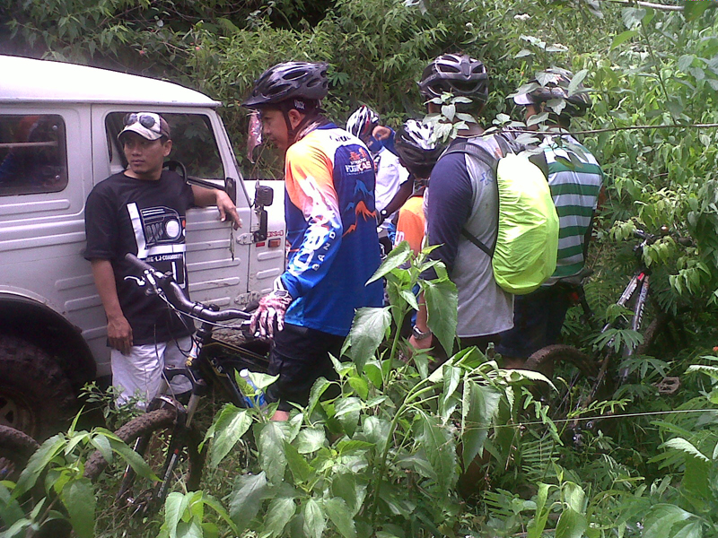 &#91;FR&#93; Gobar Koskas Bandung 10/3/2013 Gn.Palintang-Palasari 2