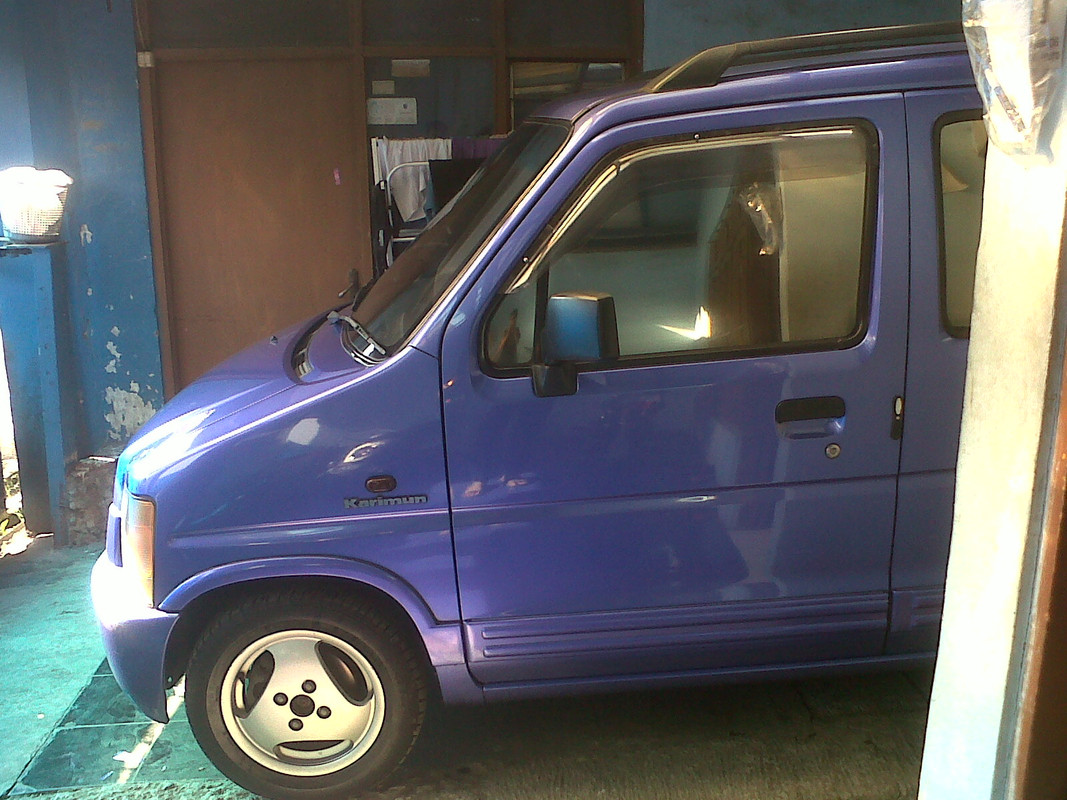suzuki karimun tahun 2001 / 2000 (bulan 12) plat B jakarta di bandung