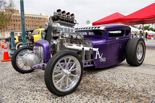 Mobil-Mobil Extreme American Hotrod