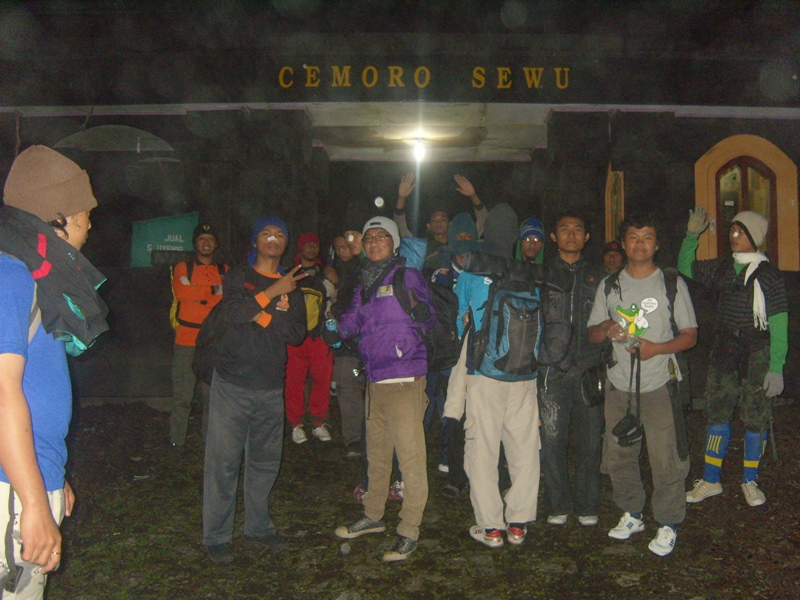 &#91;CatPer&#93; Share Cerita Pertama Kalinya Mendaki : Gunung Lawu Januari 2011