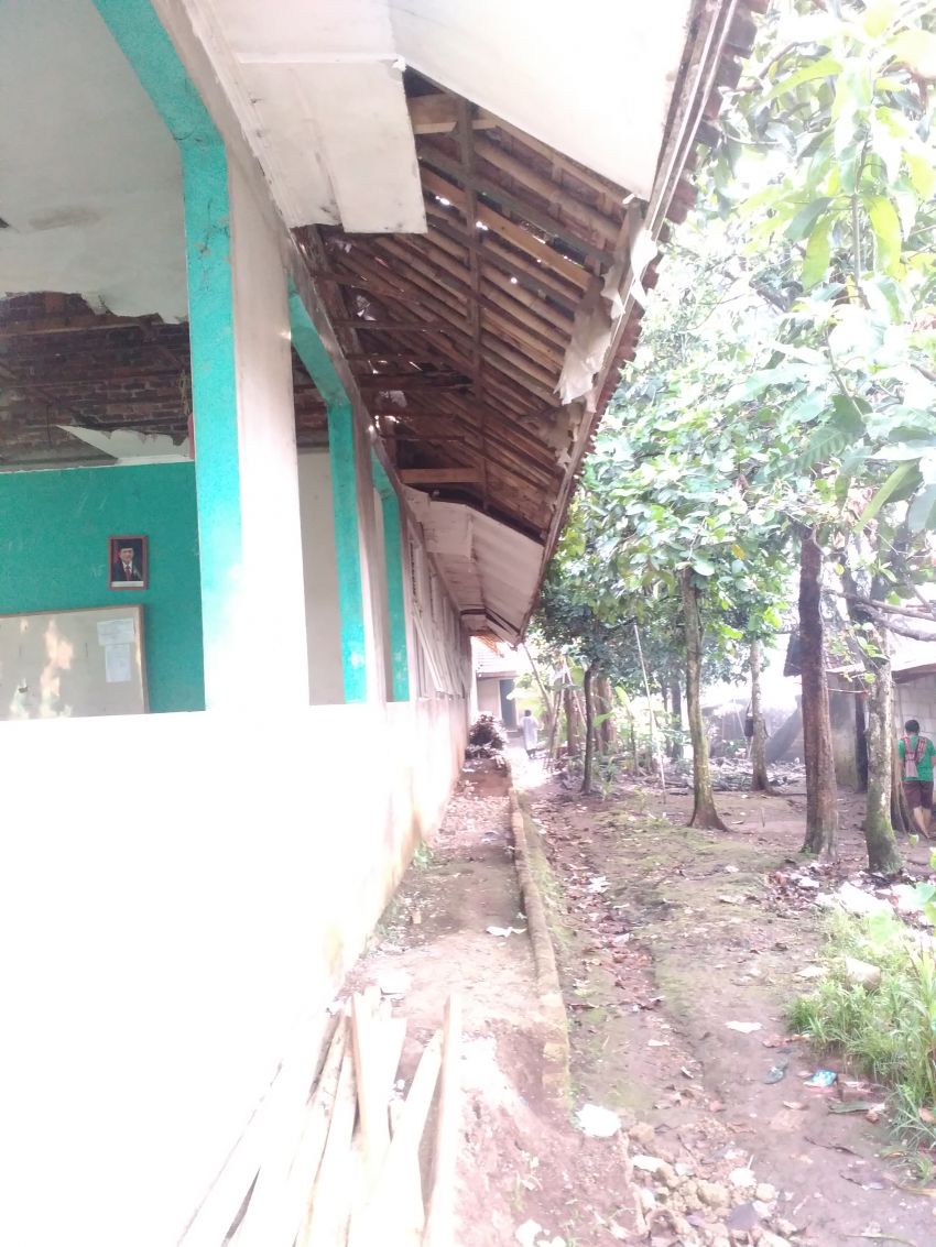 &#91;Kaskus Peduli&#93; KASIHAN SEKOLAH INI
