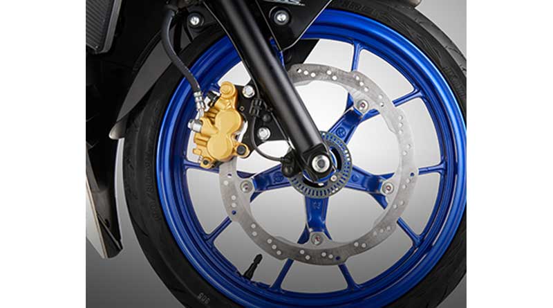 7 Kelebihan Suzuki GSX-R150 Dibanding R15 dan CBR150R