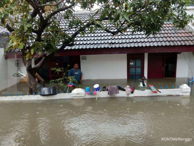 Banjir di Bekasi, bangun tidur di tahun baru, eh...kamar tergenang air