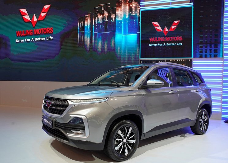 DFSK Glory i – Auto vs Wuling Alma “Wind”, Canggihan Mana ya?