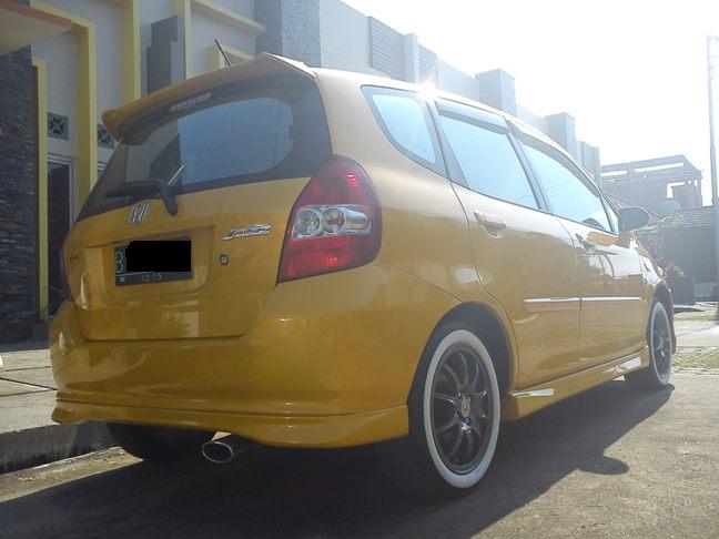 Over Credit Honda Jazz Vtec 2005 MT Limited Edition "Kuning" --> Khusus Pemakai