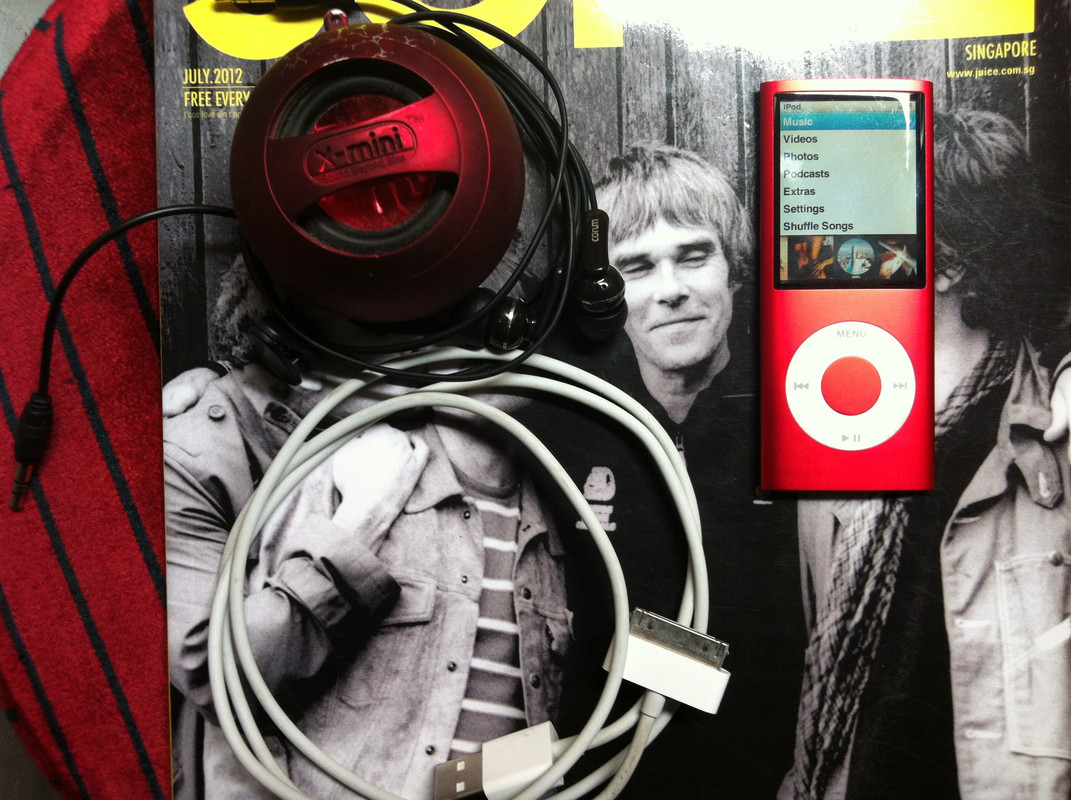 IPOD NANO 4TH GEN 8GB || SPECIAL RED PRODUCT --- MULUS