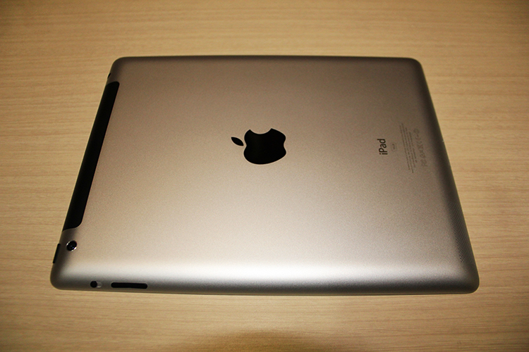 Apple iPad 3 White 3G + Wi-Fi 16GB iOS 5.1.1 Mulus + Garansi Like New..!!