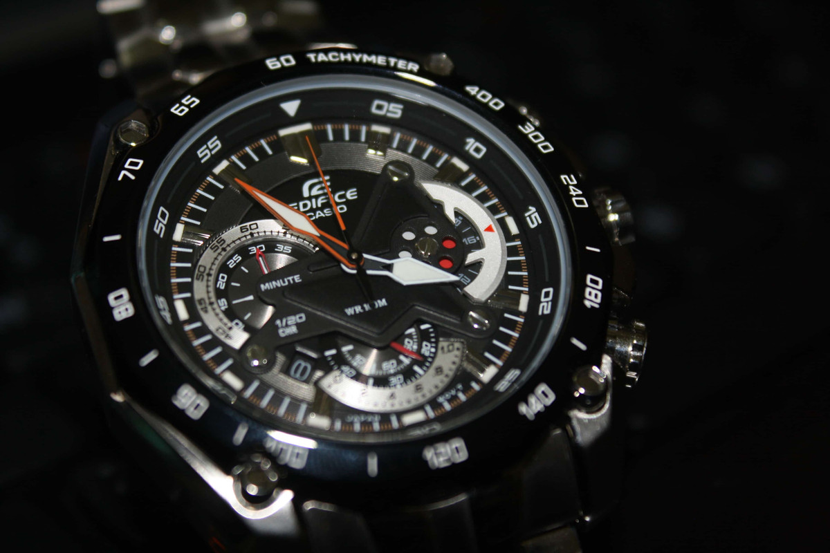 kelebihan casio edifice