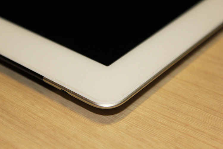 Apple iPad 3 White 3G + Wi-Fi 16GB iOS 5.1.1 Mulus + Garansi Like New..!!