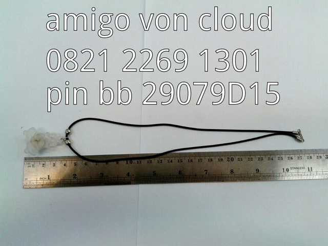 (WTS) Kalung unik "BISA NYALA" cocok untuk Celebrate, Christmast, & New Year