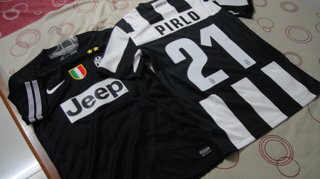 jersey original juventus home away 12/13 .. pirlo21.. mint condition