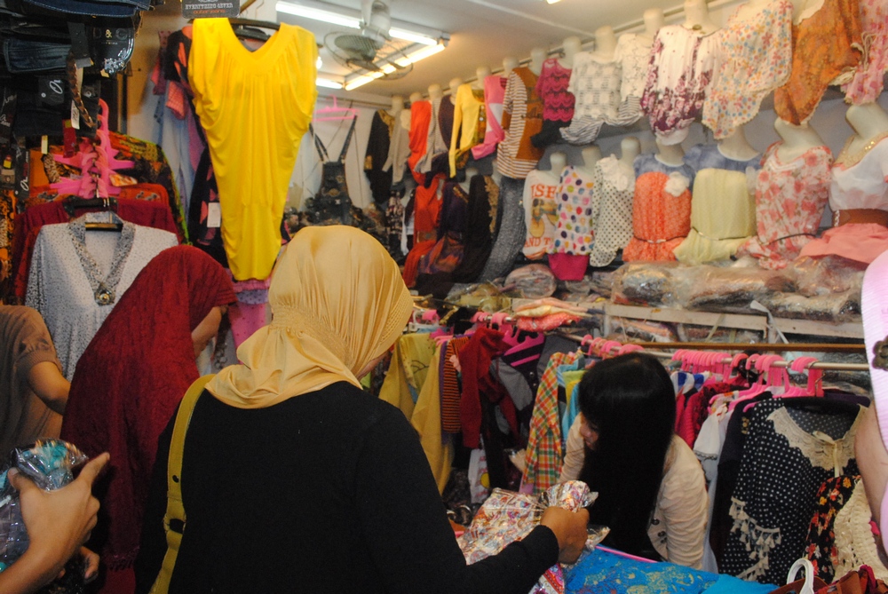The Fact - Hidup di Kampung (Ga') Lebih Murah