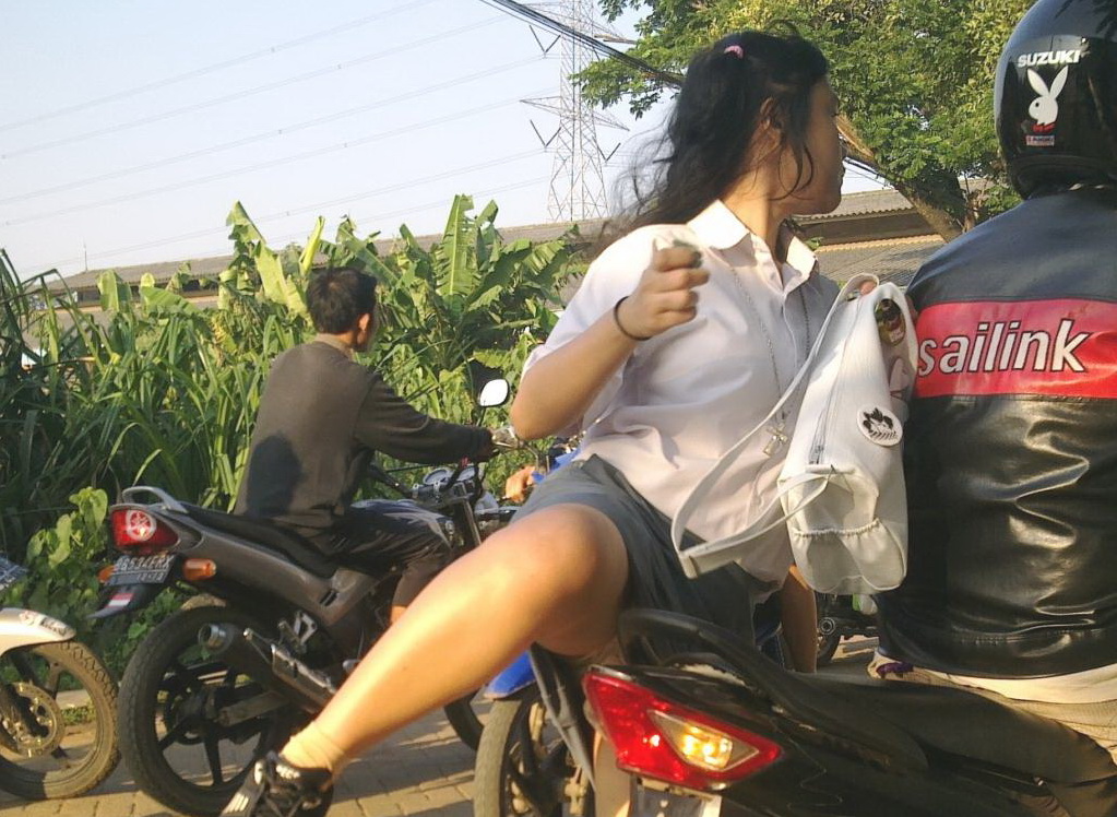 Jawa viral. Мотоциклы на Бали. Ngintip CD smp sma. Abg SD smp sma telanjang. Мопеды на Бали.