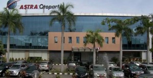 Kinerja Tengah Tahun Alami Perlambatan
