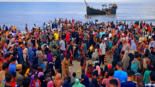 20 Kapal Rohingya Akan Mendarat di Indonesia Lagi