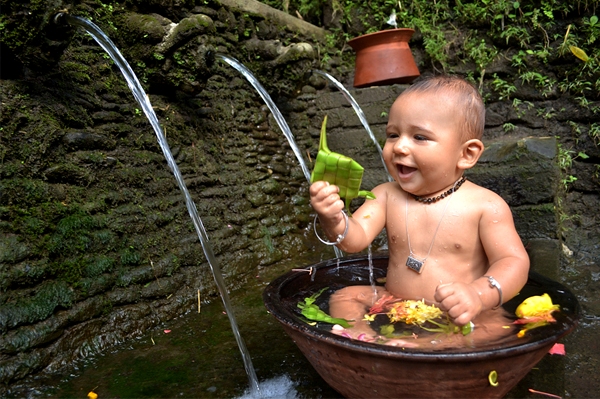 11 Ritual unik untuk bayi dari berbagai negara