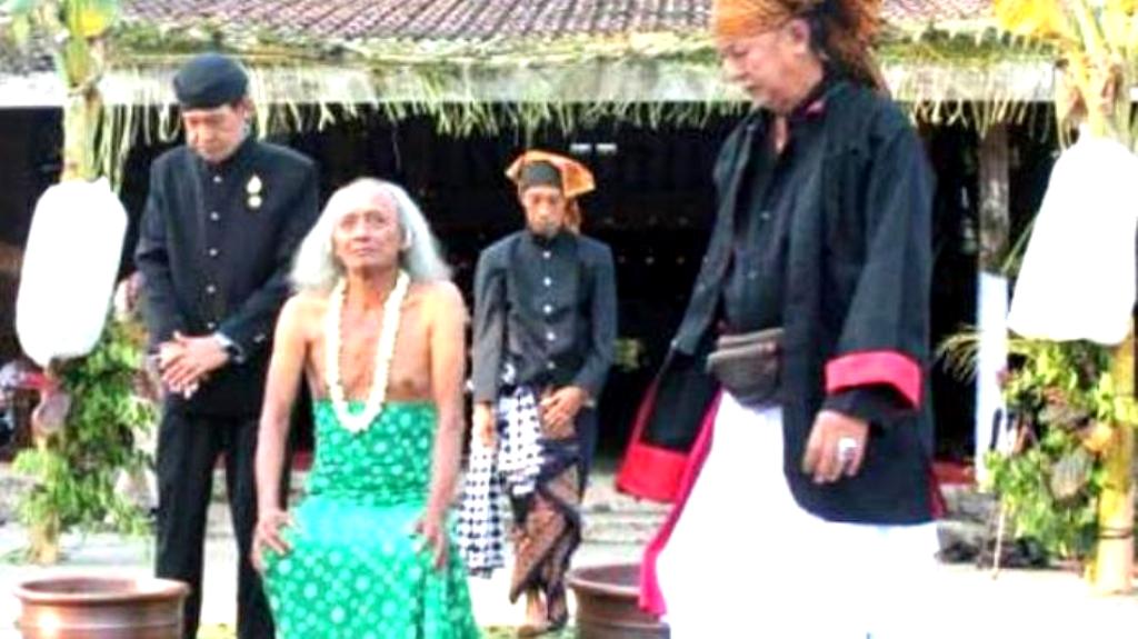 Kejadian-Kejadian Aneh Dan Ajaib Yang Hanya Terjadi Di Indonesia