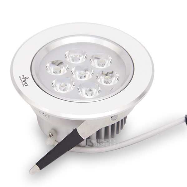 Terjual Jual Lampu Led Downlight dan Ceiling untuk beragam 