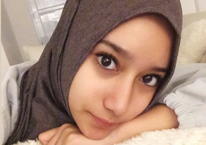 OMG, Cantiknya Putri Cindy Fatikasari Dalam Balutan Hijab!