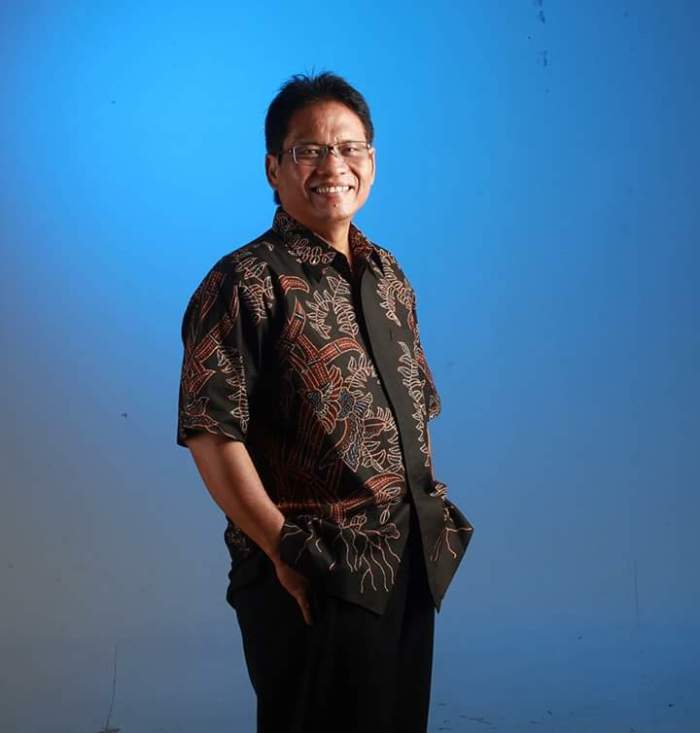 Cafe Jamban, Sensasi Unik Hidangan Diatas Closet