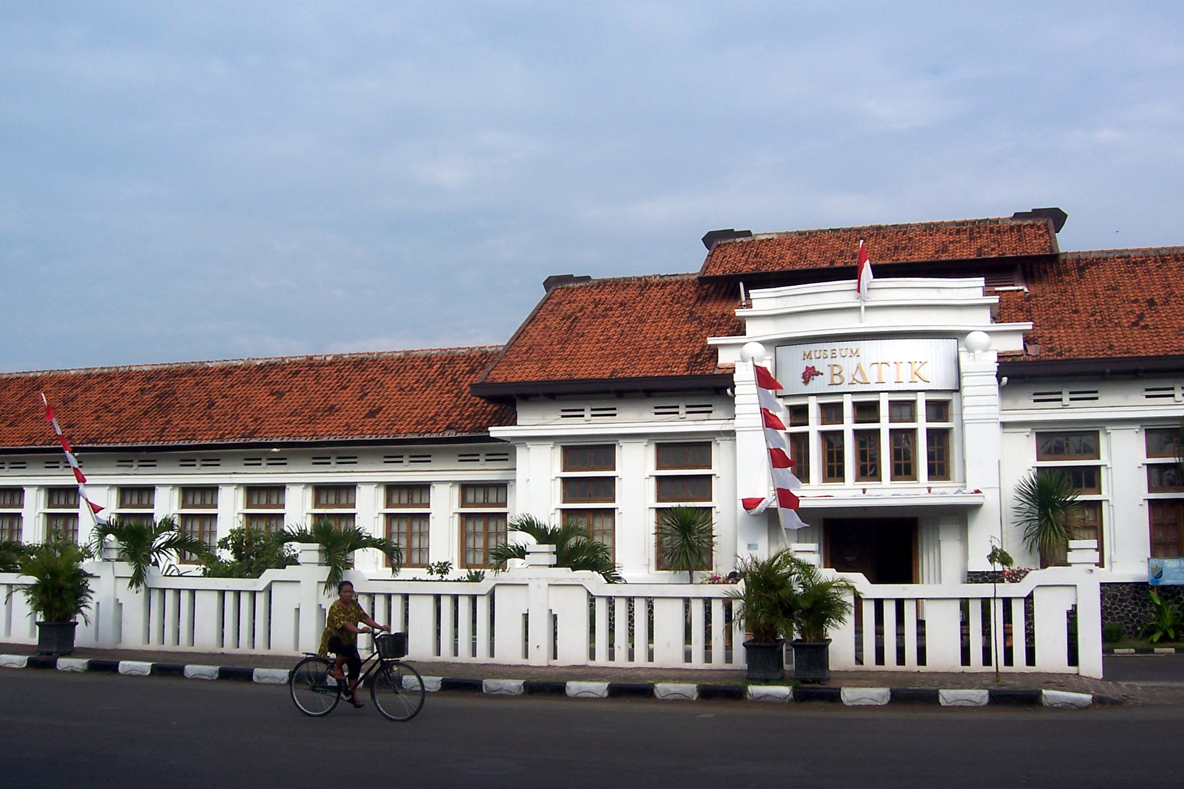 5 TEMPAT WISATA YANG ADA DI KOTA PEKALONGAN (The Worlds City of Batik)