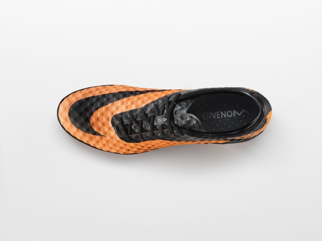 Football Lovers masuk ! Spesifikasi Sepatu Hypervenom !!!