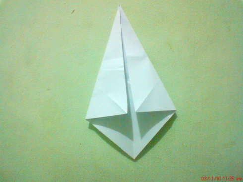 nih gan buat Origami Burung (Origami Crane) ngga nyesel liat gan