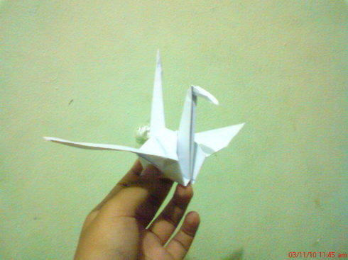 nih gan buat Origami Burung (Origami Crane) ngga nyesel liat gan