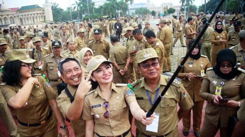 Mengapa “Gadis Cantik Dan Dewasa” Dicari para Netizen??