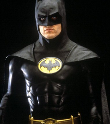 Lihat Perbedaan Batsuit dari 10 Film Batman!