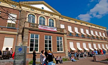 Decak Kagum Boediono Saat Kunjungi Perpustakaan Universitas Leiden