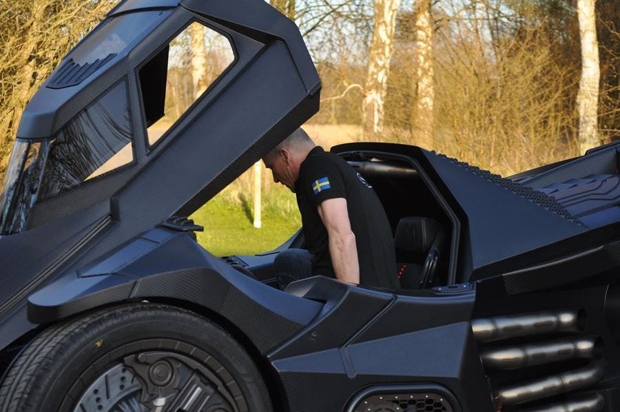 Lamborghini di Sulap jadi BATMOBILE