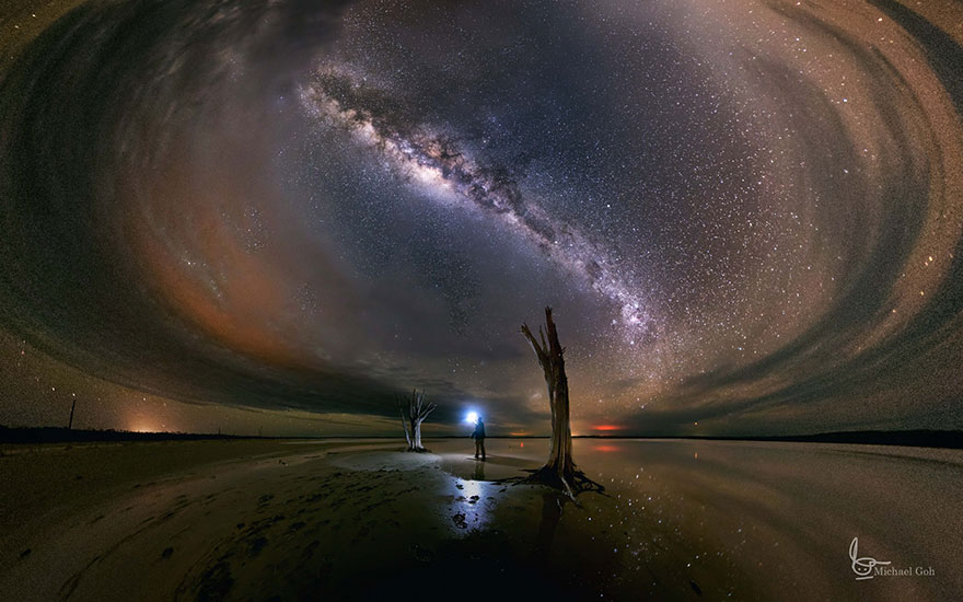 &#91;Amazing!&#93; Penampakan Langit Malam yang Menakjubkan dari Berbagai Belahan Bumi 