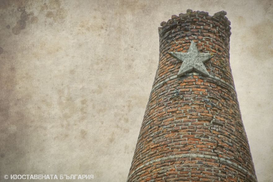 Mengintip Bangunan Peninggalan dan Terbengkalai yang Mengerikan di Bulgaria