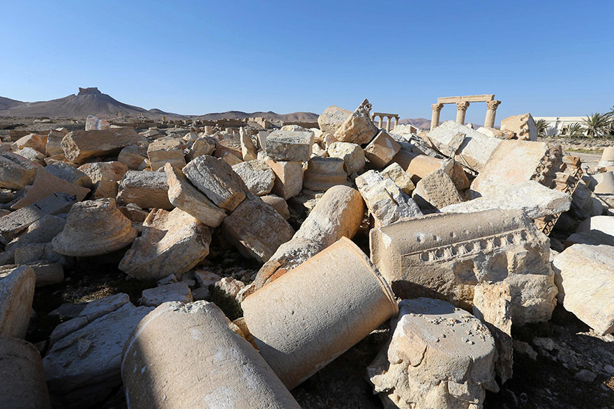 Foto Sebelum dan Sesudah ISIS Menghancurkan Monumen Sejarah di Syiria