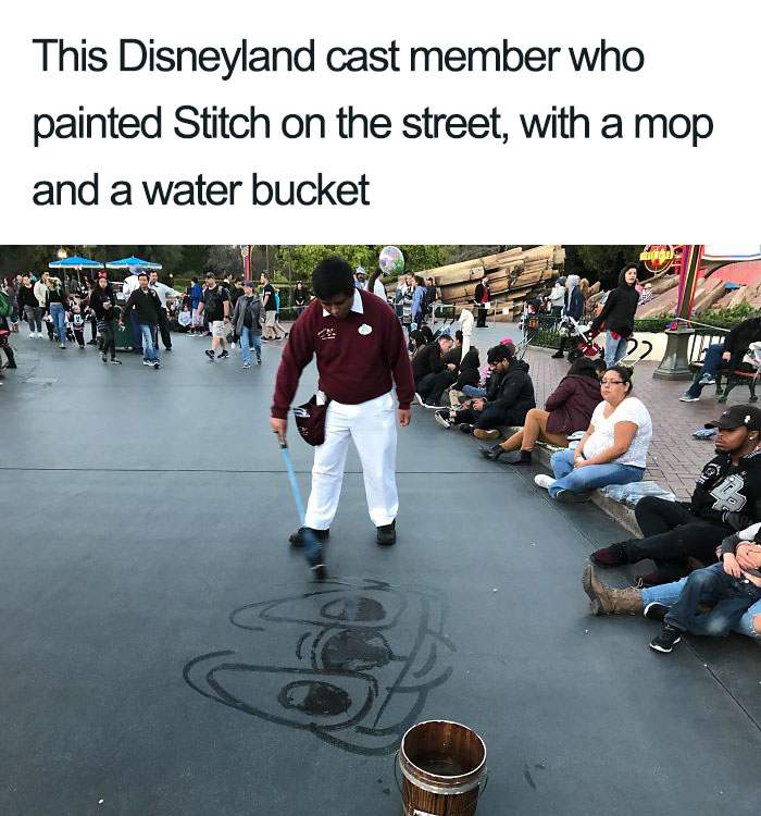 Foto-foto Kelakuan Gokil Para Pekerja Di Disneyland Yang Bikin Orang-orang Seneng